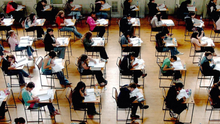 O/A levels to be introduced in govt colleges