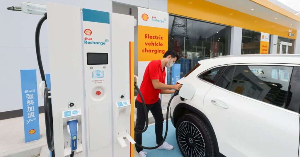 Pakistan proposes reduced EV charging tariffs to boost electric vehicle adoption