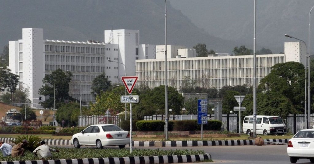 govt buildings Rs200 million gas dues