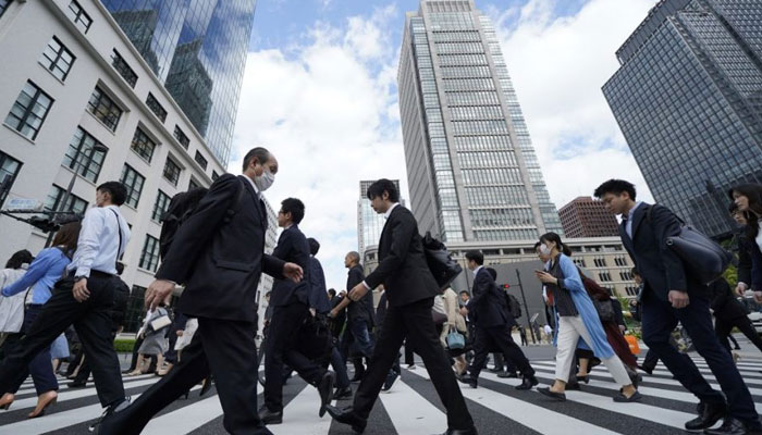 Three-day weekend introduced in Japan