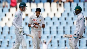 South Africa edge past Pakistan by two wickets in thrilling first test