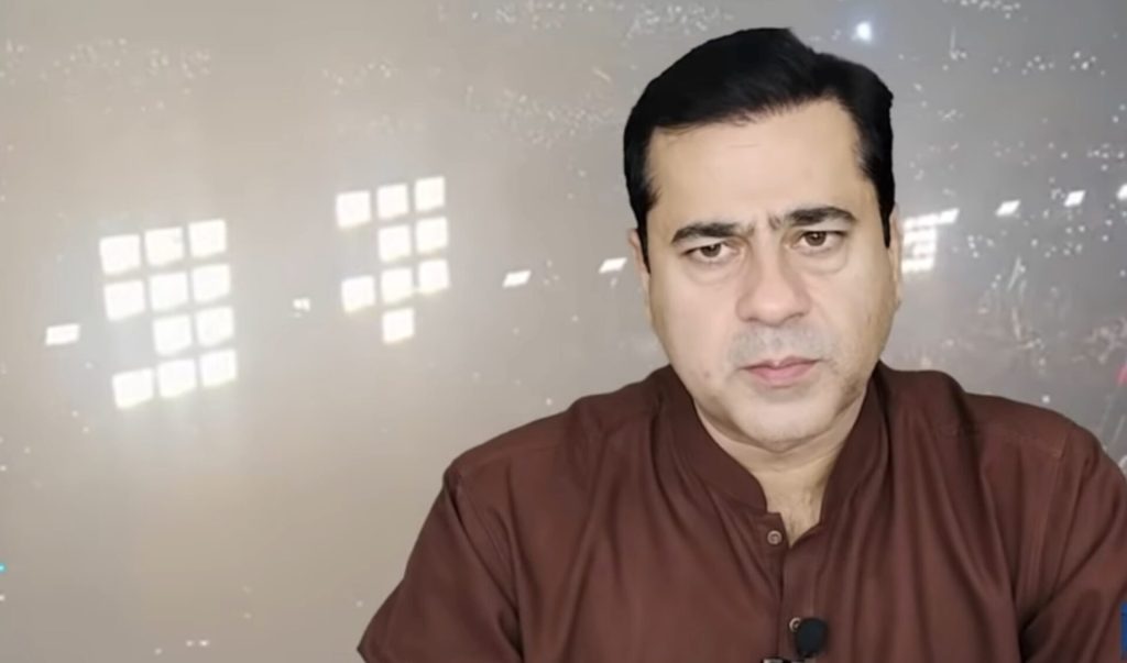Imran Riaz flee Pakistan