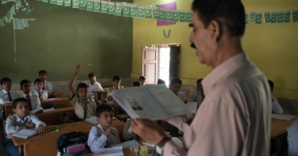 Punjab to introduce mandatory teaching licenses