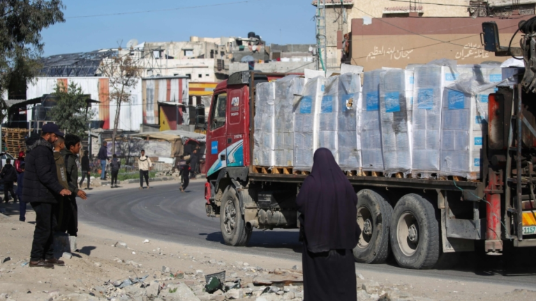 Israel limits aid to Gaza in dispute over remaining hostages