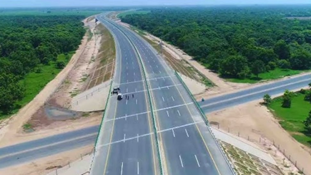 Govt to begin construction of M-6 motorway in 2025