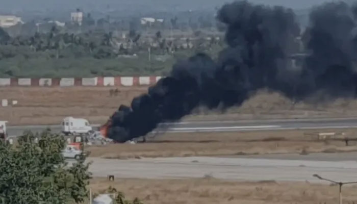 Indian coast guard helicopter crashes in Gujarat, 3 dead