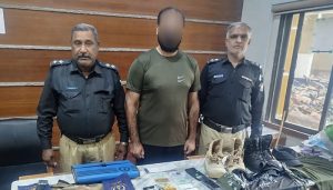 Karachi Police arrest fake major impersonating officer