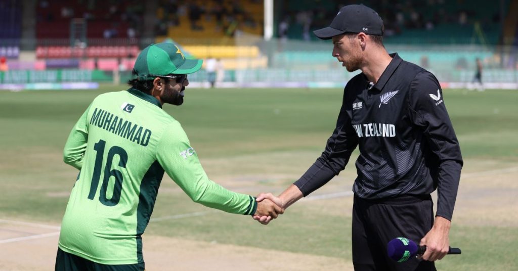 Pakistan win toss Champions Trophy