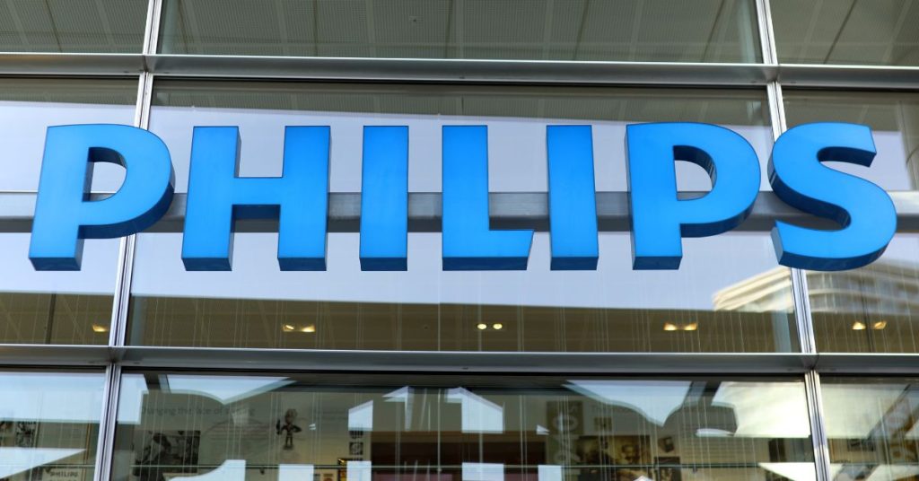 Philips makes return to Pakistan