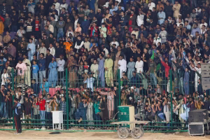 PM Shehbaz allows fans in stadium for PSL 11 final