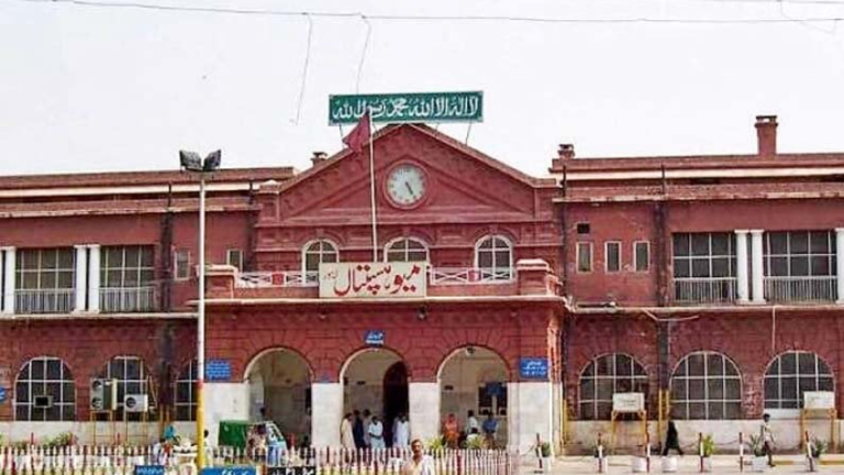 Lahore's Mayo hospital under scrutiny, two patients die due to substandard injection