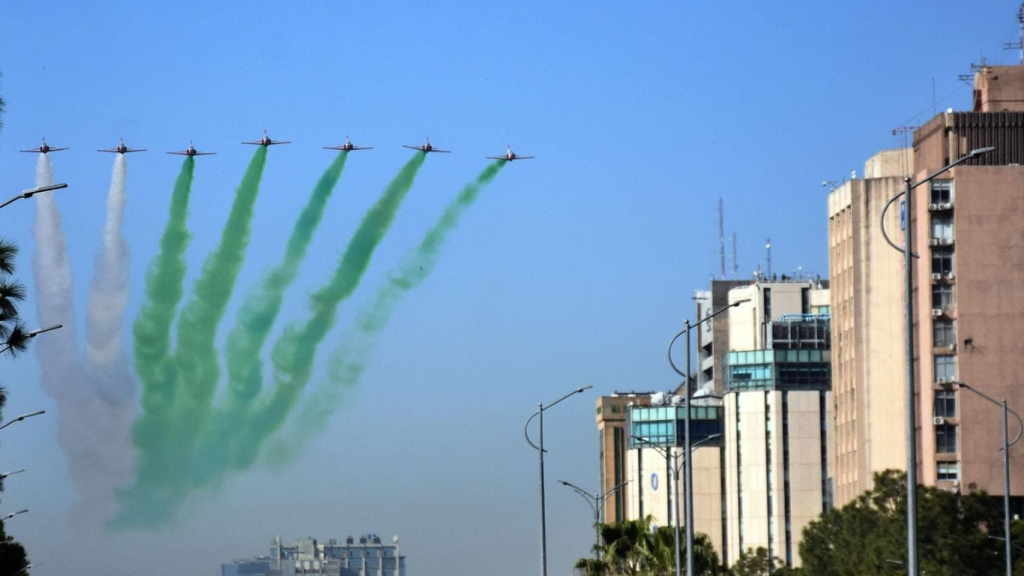 Watch: Pakistan Air Force jets steal show with breathtaking stunts