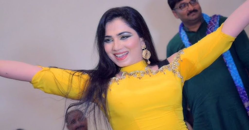 Mehak Malik booked dance