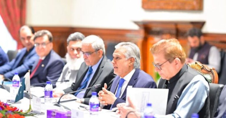 Pakistan, Afghanistan reaffirm commitment to fostering mutually beneficial ties