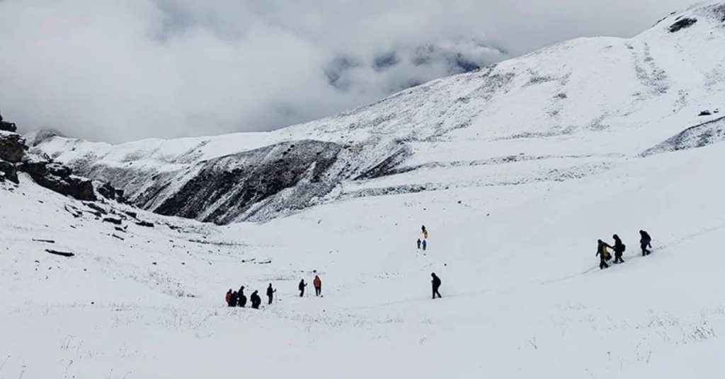 Himalayan Snow At 23-year Low, Threatening 2 Billion People: Report