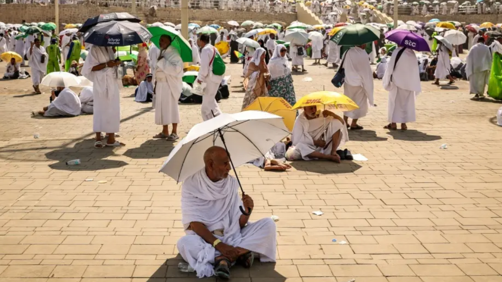 Saudi Arabia warns of severe heatwave during Hajj 2025