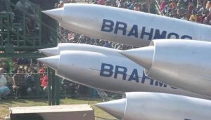 Tensions Rise as Indian Troops and Missile Systems Move Towards South Pakistan Border