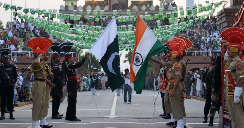 India suspends parcels mails