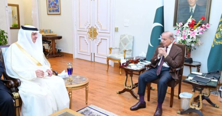 PM urges Saudi Arabia, other brotherly countries to help ease tensions in region
