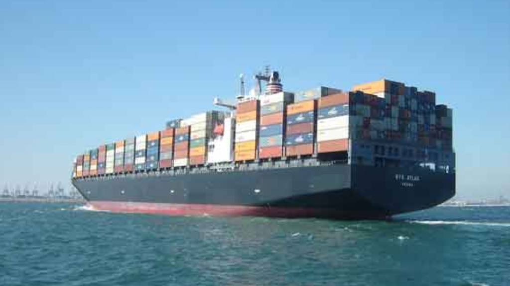 Pakistan allows emergency cargo storage at Port Qasim