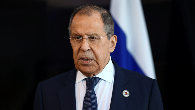 Russia offers help in resolving tensions between Pakistan, India over Kashmir issue