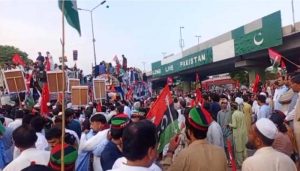 PPP activists protest against KP govt over corruption, power crises in Peshawar