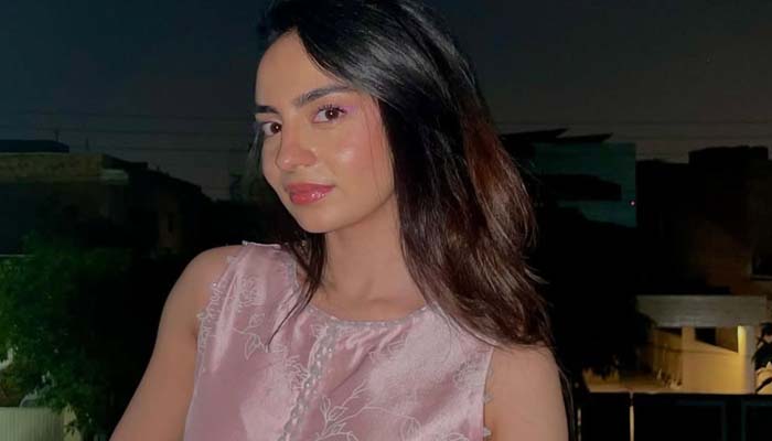 Mehar Bano exposes harassment behind entertainment glamour