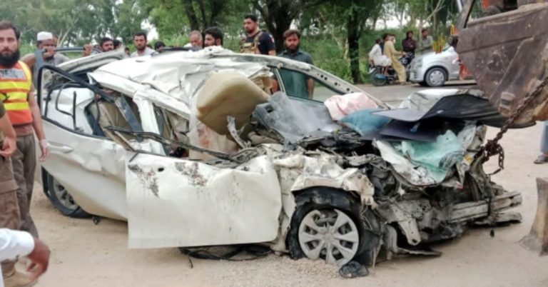 Five members of same family died in car accident in KPK