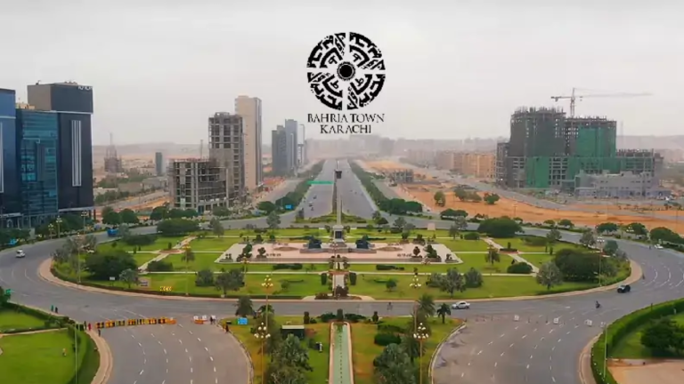 Court to indict Bahria Town founder's staff officer on Sept 10