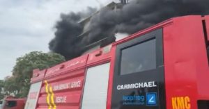 karachi fire