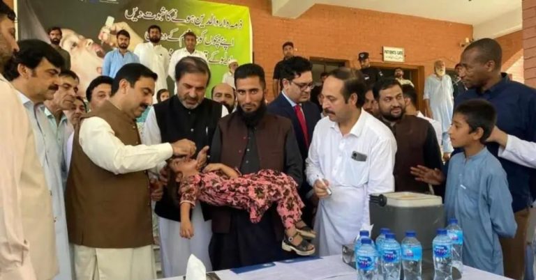 polio vaccination