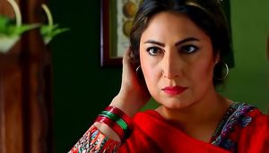 Actress Saima Noor dance video goes viral, sparks mixed reactions!