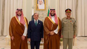 Pakistan & Saudi Arabia ink strategic defense pact during PM Shehbaz's Riyadh visit
