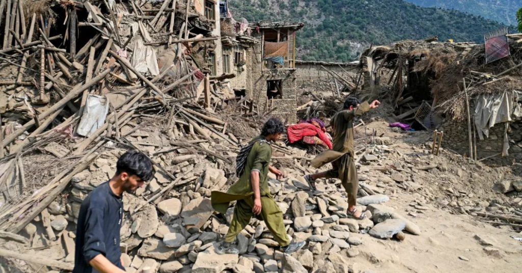Deadly 6.3 quake hits northern Afghanistan, dozens killed & injured