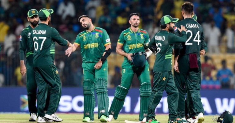 Pakistan wins toss and decides to field against South Africa