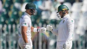 Pakistan sets meager 68-run target, South Africa wins easily