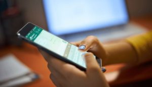 WhatsApp to end support for older Android phones from 2026