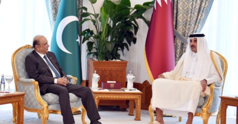 Qatari Emir hails Pak-Saudi defense pact in talks with President Zardari
