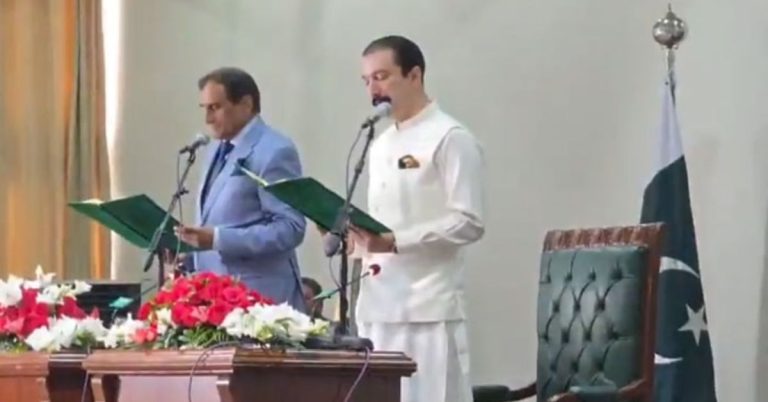Faisal Rathore sworn in as 16th PM of Azad Kashmir