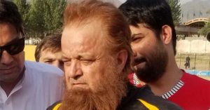 Sultan Muhammad Golden sets new record in reverse driving