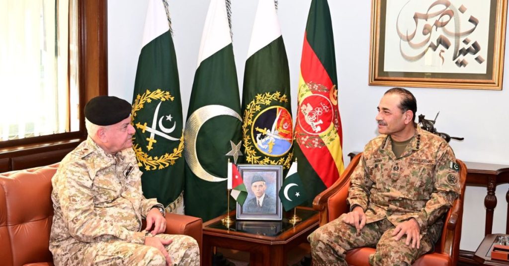 Asim Munir, Jordan CJCS discuss strengthening defense cooperation