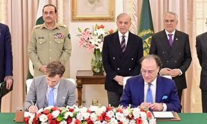 PM Shahbaz meets World Liberty Financial, signs digital payments MoU