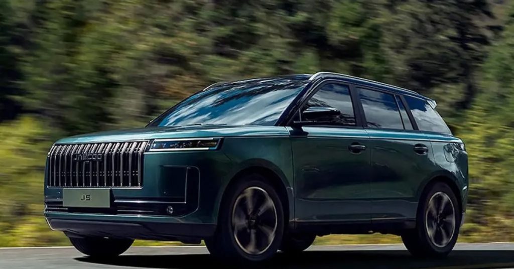 Nishat’s Nixon Auto reveals Jaecoo J5 SHS PHEV prices, specs