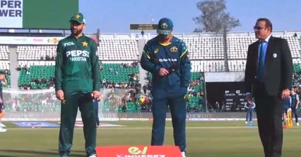 T20 series: Pakistan wins toss, elects to bat against Australia