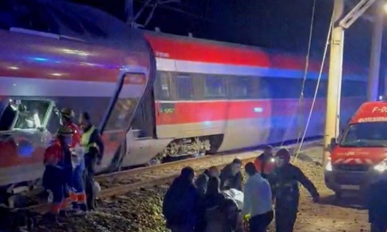 Spain train collision kills 21, over 100 injured