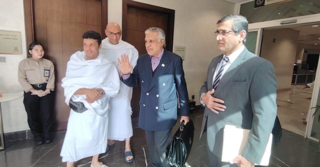 Ishaq Dar lands in Jeddah, set to attend important OIC session