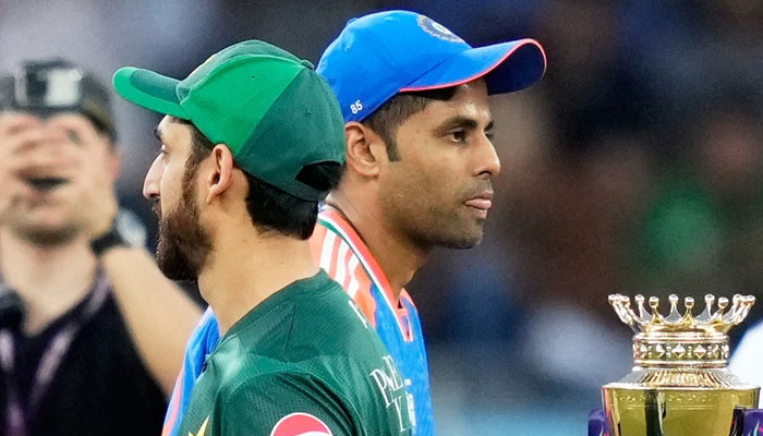 India sets 176 target for Pakistan in T20 World Cup