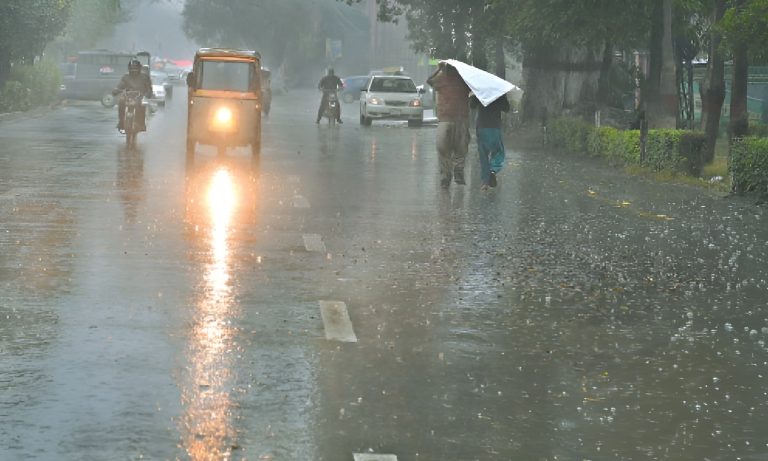 Weather update: Rain, thunderstorm likely to hit several areas in Pakistan