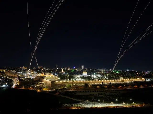 Israel strikes Beirut