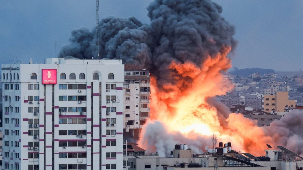 Iran targets Israeli leadership sites